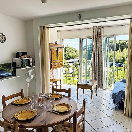 Apartment Les Roses Lauriers By Interhome Le Lavandou Esterno foto