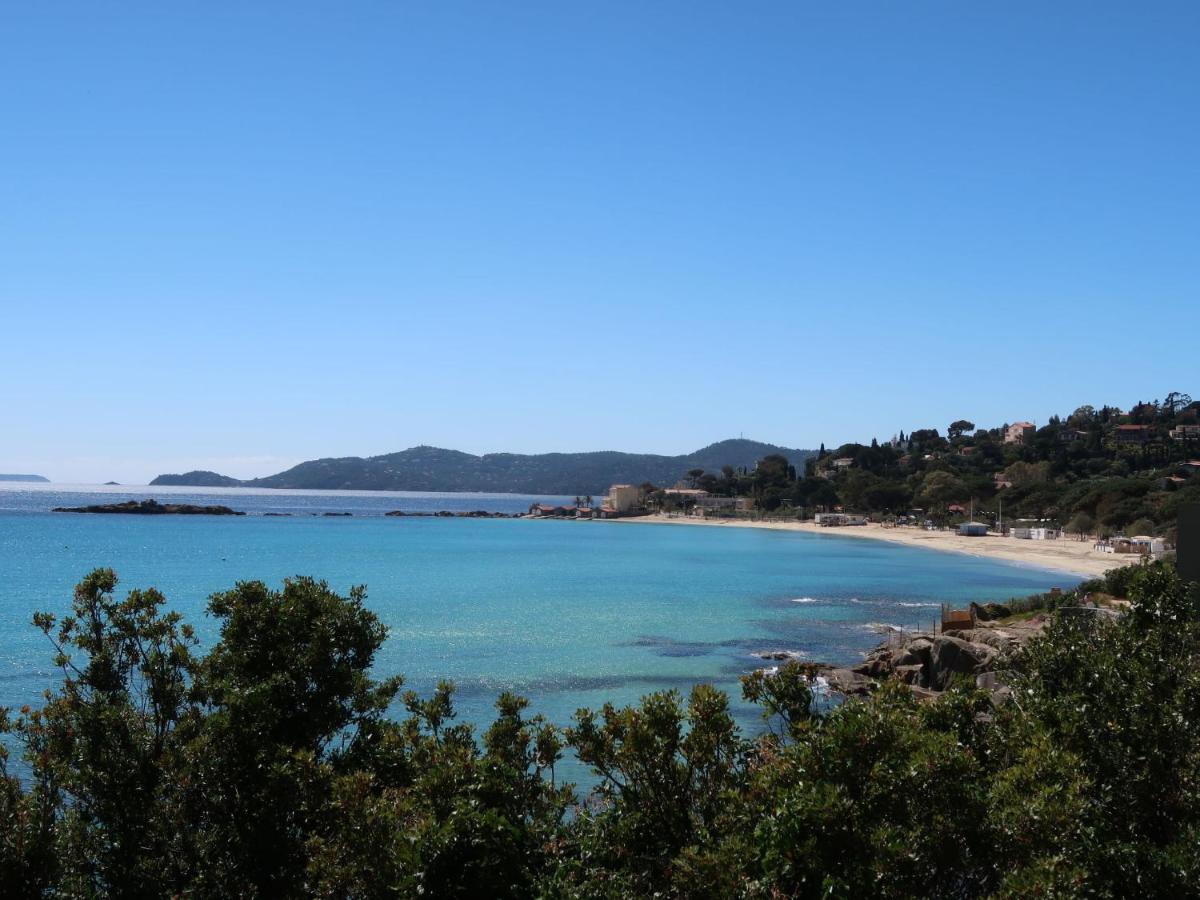 Apartment Les Roses Lauriers By Interhome Le Lavandou Esterno foto